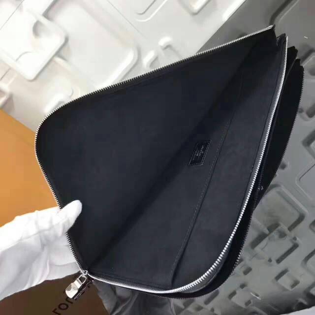 M64574_black_06.jpg