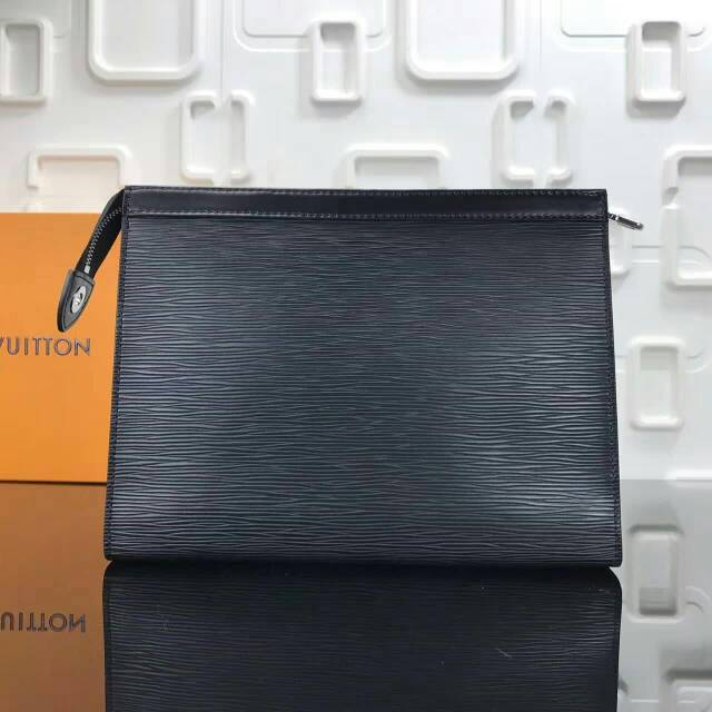 M66889_black_03.jpg